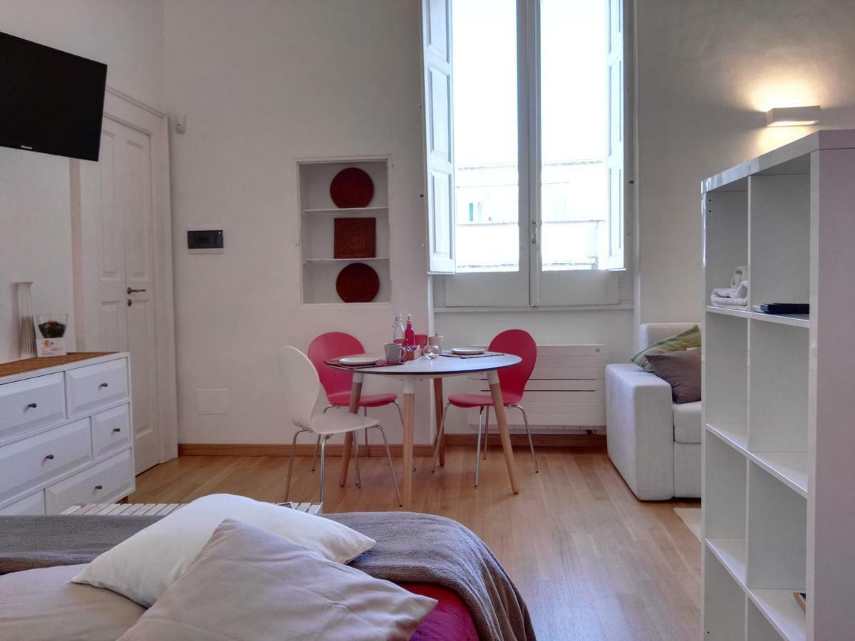 B&B La Casa Gialla Lecce Eksteriør billede