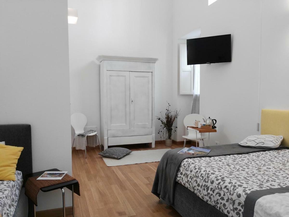 B&B La Casa Gialla Lecce Eksteriør billede