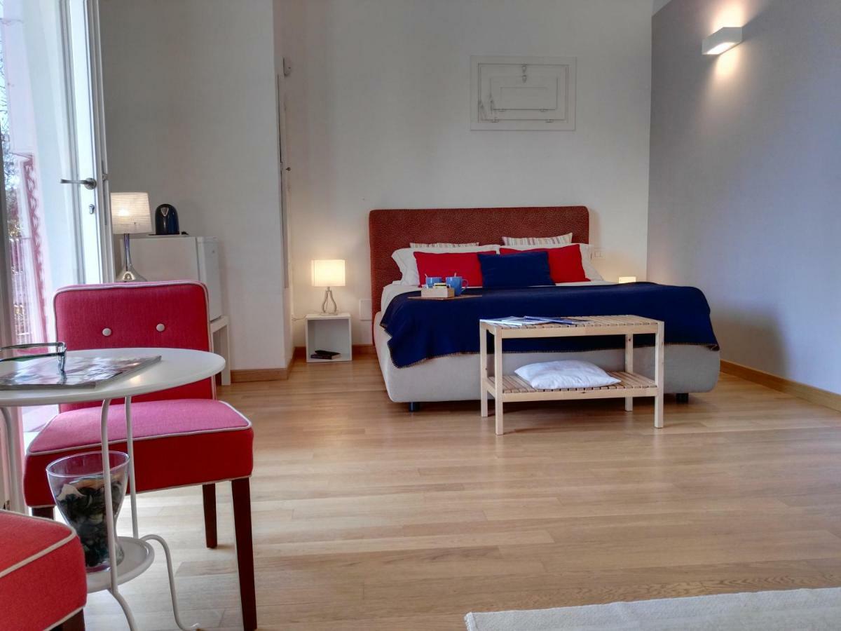 B&B La Casa Gialla Lecce Eksteriør billede